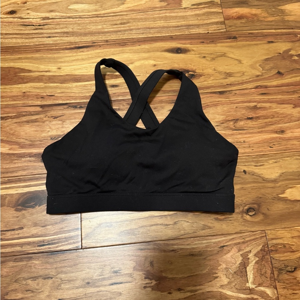 Black sports bra
